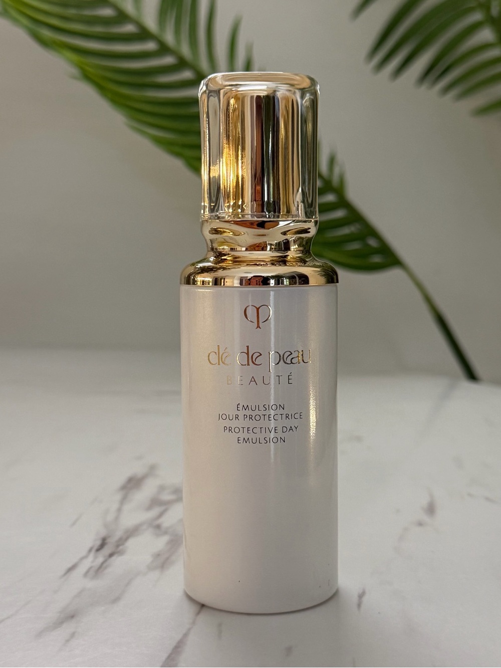 Clé de Peau Beauté Protective Day Emulsion SPF 25 PA+++ 125ml – New